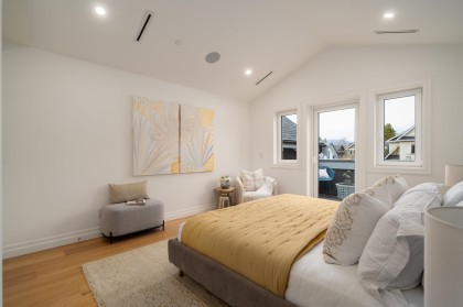 Photo 16 at 2523 W 8th Avenue, Kitsilano, Vancouver West