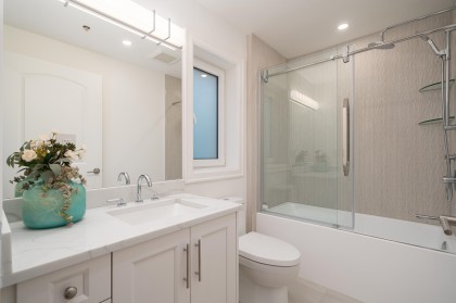 Photo 14 at 2523 W 8th Avenue, Kitsilano, Vancouver West