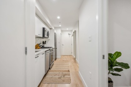 Photo 12 at 201 - 1519 Crown Street, Lynnmour, North Vancouver