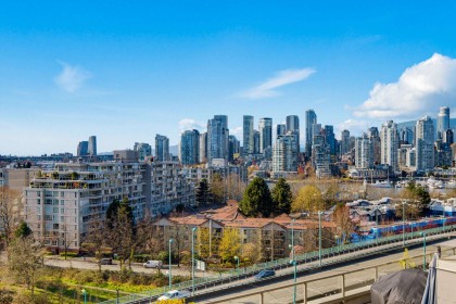 Photo 20 at 1209 - 445 W 2nd Avenue, False Creek, Vancouver West