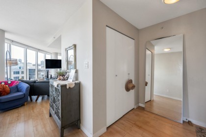 Photo 9 at 1209 - 445 W 2nd Avenue, False Creek, Vancouver West