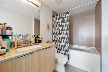 Photo 11 at 1209 - 445 W 2nd Avenue, False Creek, Vancouver West