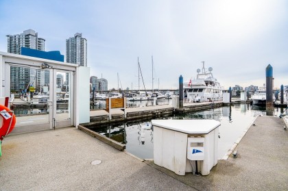 Photo 20 at D7 - 1088 Marinaside Crescent, Yaletown, Vancouver West