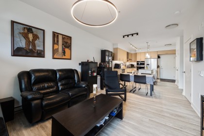 Photo 10 at 316 - 3205 Mountain Highway, Lynn Valley, North Vancouver