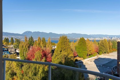 Photo 11 at 10 - 2575 Tolmie Street, Point Grey, Vancouver West