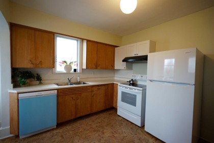 Photo 10 at 3945 W 10th Avenue, Point Grey, Vancouver West