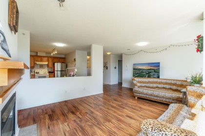 Photo 7 at 707 - 5639 Hampton Place, University VW, Vancouver West