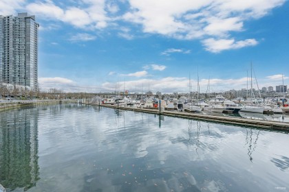 Photo 2 at 1506 - 1199 Marinaside Crescent, Yaletown, Vancouver West