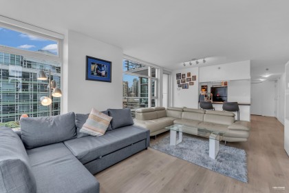 Photo 7 at 1506 - 1199 Marinaside Crescent, Yaletown, Vancouver West