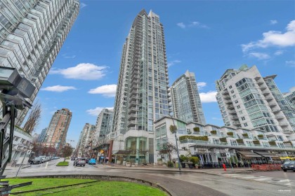 Photo 1 at 1506 - 1199 Marinaside Crescent, Yaletown, Vancouver West