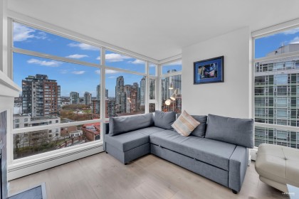 Photo 11 at 1506 - 1199 Marinaside Crescent, Yaletown, Vancouver West