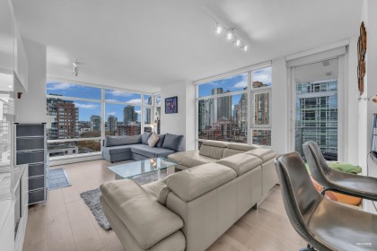 Photo 4 at 1506 - 1199 Marinaside Crescent, Yaletown, Vancouver West