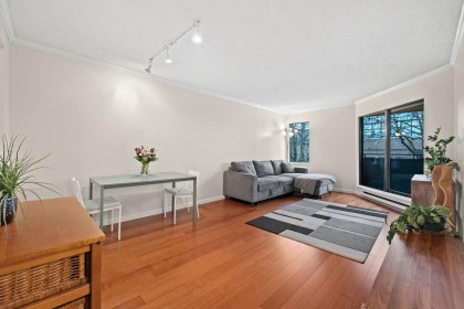 Photo 2 at 308 - 1476 W 10th Avenue, Fairview VW, Vancouver West