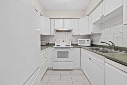 Photo 7 at 308 - 1476 W 10th Avenue, Fairview VW, Vancouver West