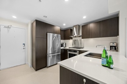 Photo 3 at 515 - 3462 Ross Drive, University VW, Vancouver West