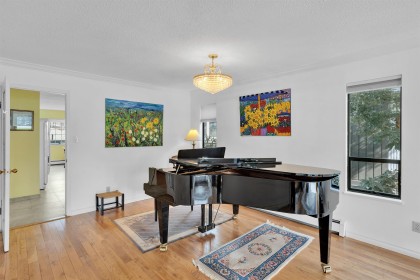 Photo 10 at 3281 W 30th Avenue, MacKenzie Heights, Vancouver West