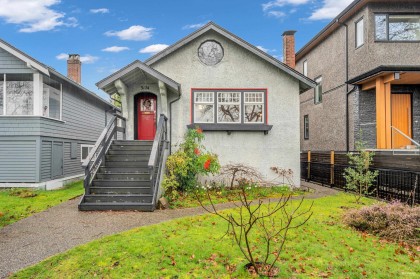 Photo 1 at 3174 W 10th Avenue, Kitsilano, Vancouver West