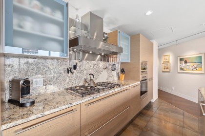 Photo 9 at 3302 - 1111 Alberni Street, West End VW, Vancouver West