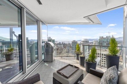 Photo 29 at 3302 - 1111 Alberni Street, West End VW, Vancouver West