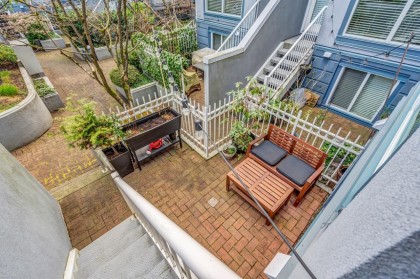 Photo 18 at 11 - 877 W 7th Avenue, Fairview VW, Vancouver West