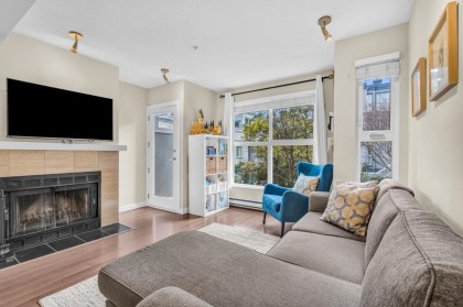 Photo 4 at 11 - 877 W 7th Avenue, Fairview VW, Vancouver West