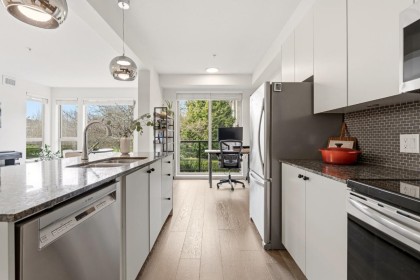 Photo 6 at 210 - 6268 Eagles Drive, University VW, Vancouver West