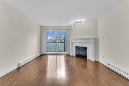 Photo 2 at 307 - 876 W 16th Avenue, Cambie, Vancouver West