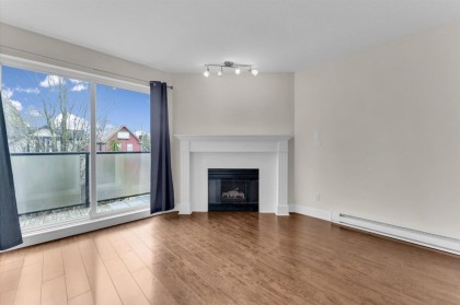 Photo 3 at 307 - 876 W 16th Avenue, Cambie, Vancouver West