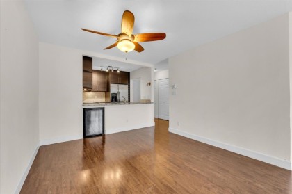 Photo 9 at 307 - 876 W 16th Avenue, Cambie, Vancouver West