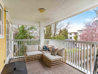 Photo 13 at 4 - 2315 W 10th Avenue, Kitsilano, Vancouver West