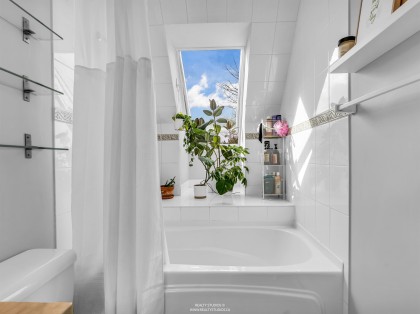 Photo 21 at 4 - 2315 W 10th Avenue, Kitsilano, Vancouver West