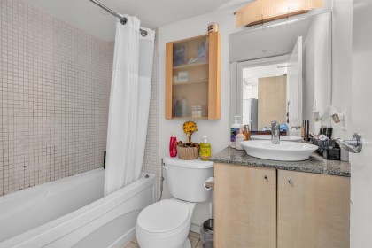 Photo 17 at 2502 - 1199 Seymour Street, Downtown VW, Vancouver West