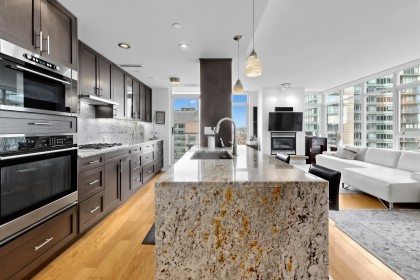 Photo 4 at 2006 - 1483 Homer Street, Yaletown, Vancouver West