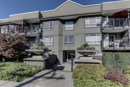 Photo 19 at 109 - 555 W 14th Avenue, Fairview VW, Vancouver West