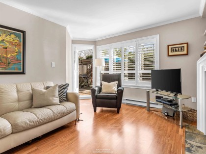 Photo 8 at 109 - 555 W 14th Avenue, Fairview VW, Vancouver West