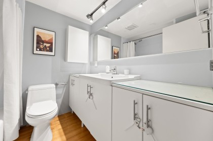 Photo 12 at 301 - 1352 W 10th Avenue, Fairview VW, Vancouver West