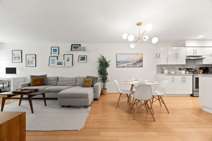 Photo 5 at 301 - 1352 W 10th Avenue, Fairview VW, Vancouver West