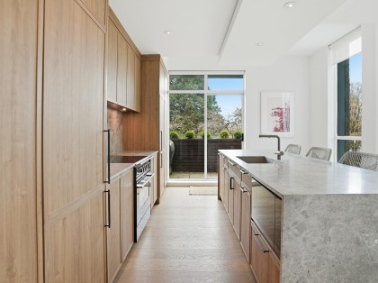 Photo 6 at 1576 W 8 Avenue, Fairview VW, Vancouver West