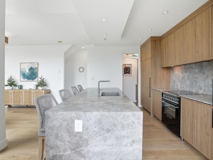 Photo 7 at 1576 W 8 Avenue, Fairview VW, Vancouver West