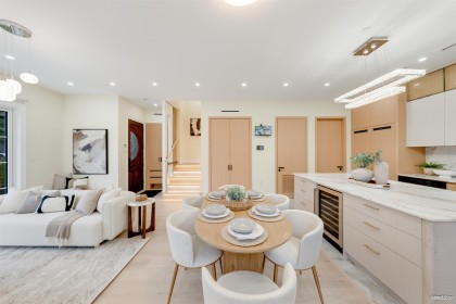 Photo 6 at 1 - 4503 W 15th Avenue, Point Grey, Vancouver West