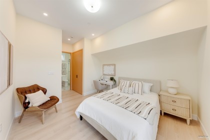 Photo 13 at 1 - 4503 W 15th Avenue, Point Grey, Vancouver West