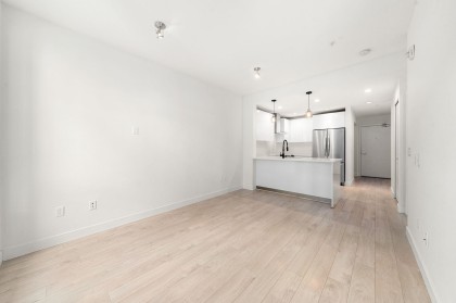 Photo 7 at 107 - 733 W 3rd Street, Harbourside, North Vancouver