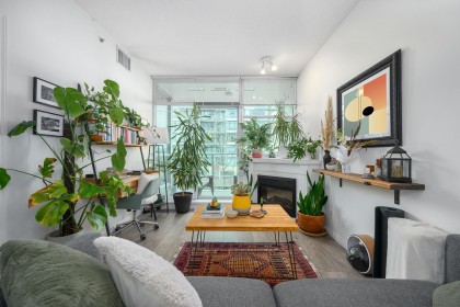 Photo 7 at 405 - 168 E Esplanade, Lower Lonsdale, North Vancouver