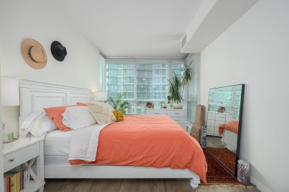 Photo 14 at 405 - 168 E Esplanade, Lower Lonsdale, North Vancouver