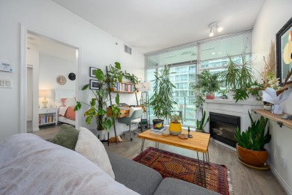 Photo 8 at 405 - 168 E Esplanade, Lower Lonsdale, North Vancouver