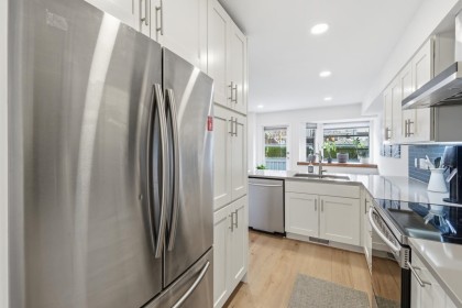 Photo 5 at 10 - 2118 Eastern Avenue, Central Lonsdale, North Vancouver