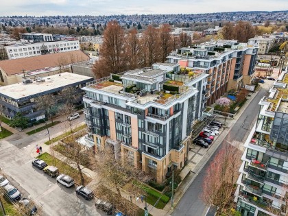 Photo 32 at 301 - 2565 Maple Street, Kitsilano, Vancouver West