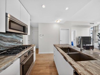 Photo 14 at 301 - 2565 Maple Street, Kitsilano, Vancouver West