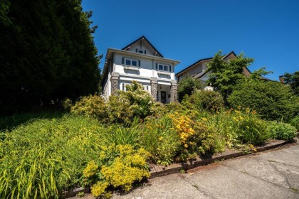 Photo 32 at 2575 W 3rd Avenue, Kitsilano, Vancouver West
