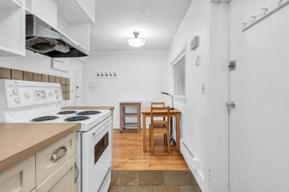 Photo 14 at 2575 W 3rd Avenue, Kitsilano, Vancouver West